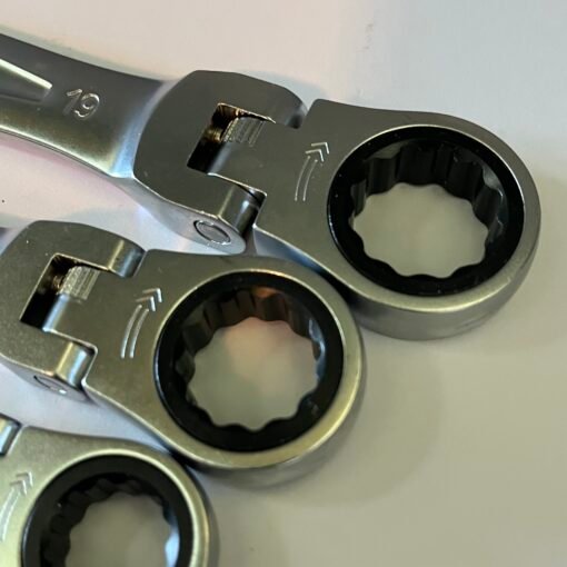 TONE RMFQ700BR FLEX-HEAD RATCHET WRENCH KIT WITH BRS20 BIT SET