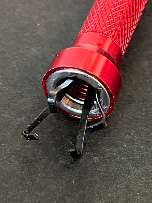 TONE PT02 LED CLAW PICK-UP TOOL HOLDS SHAPE