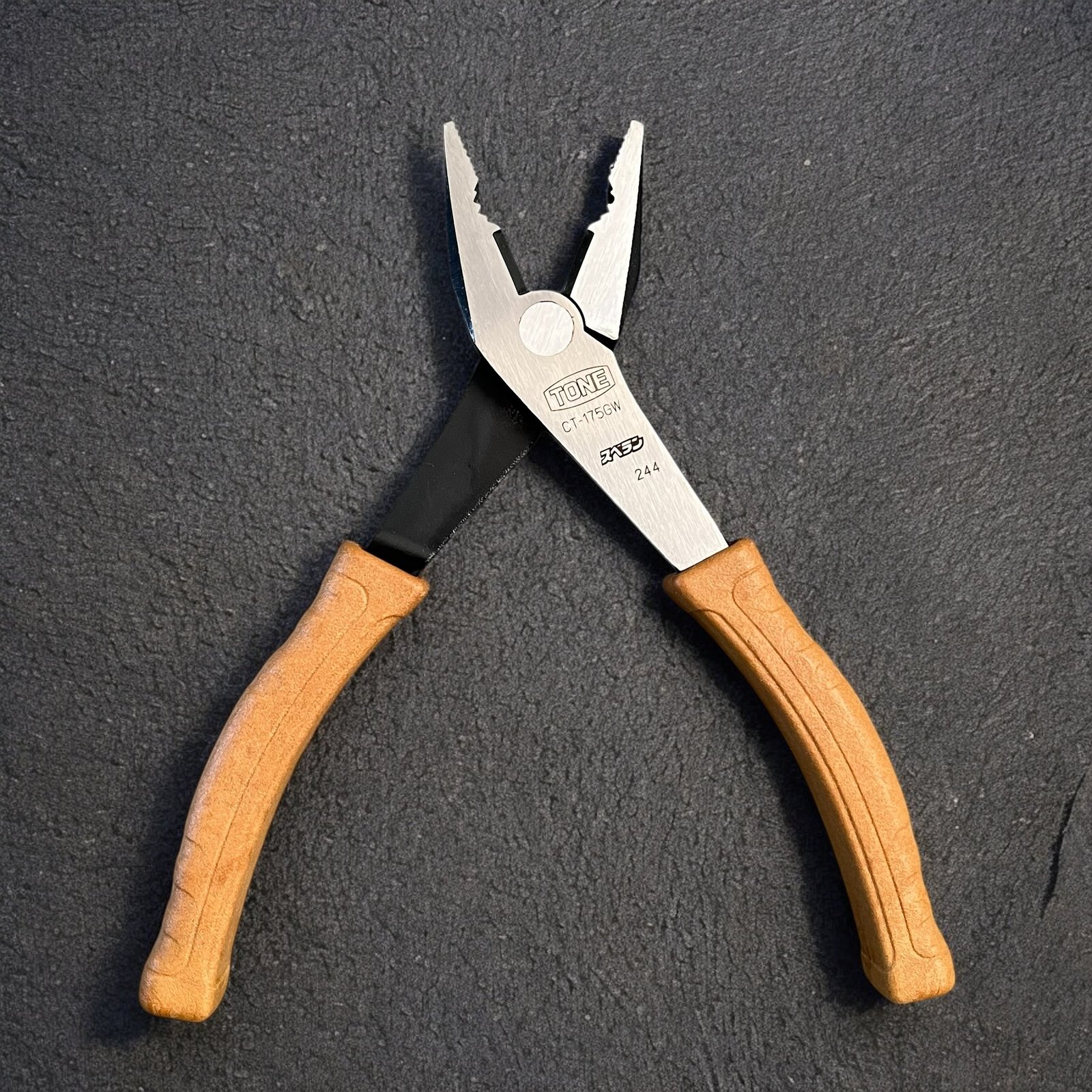 Tone CT175-GW non-slip lineman pliers